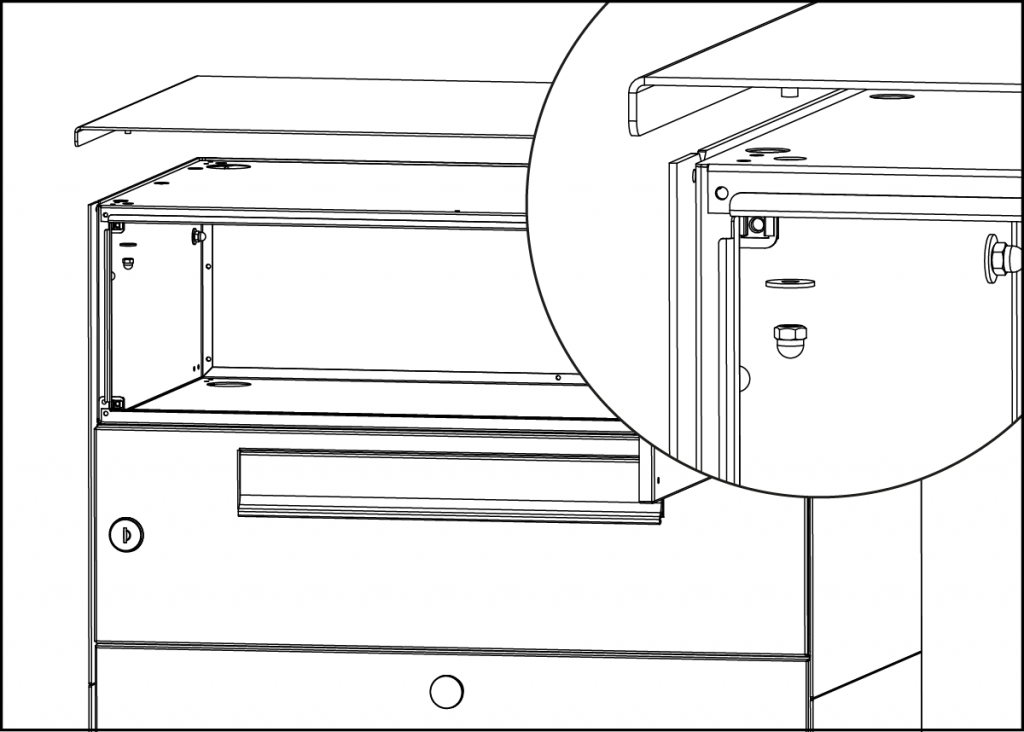 Verschrauben des Dachs mit dem Kasten